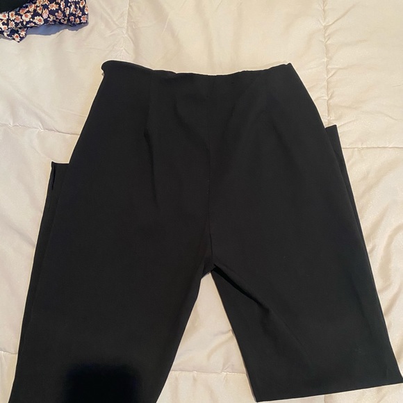 Black pants - Picture 4 of 4